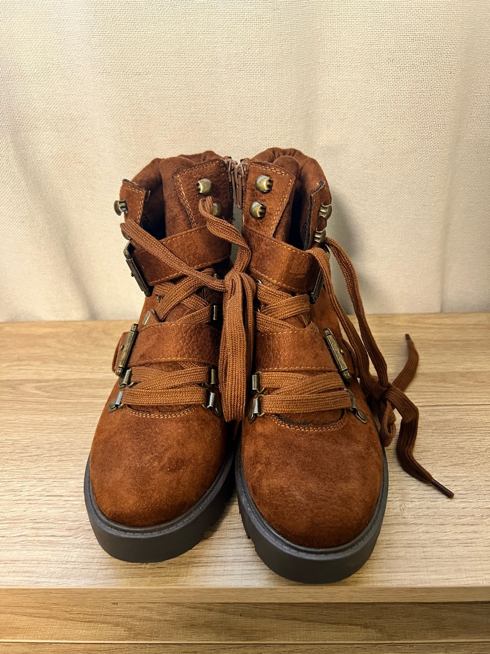 White Mountain Brown Suede Platform Ankle Boots Chunky Heel Y2K